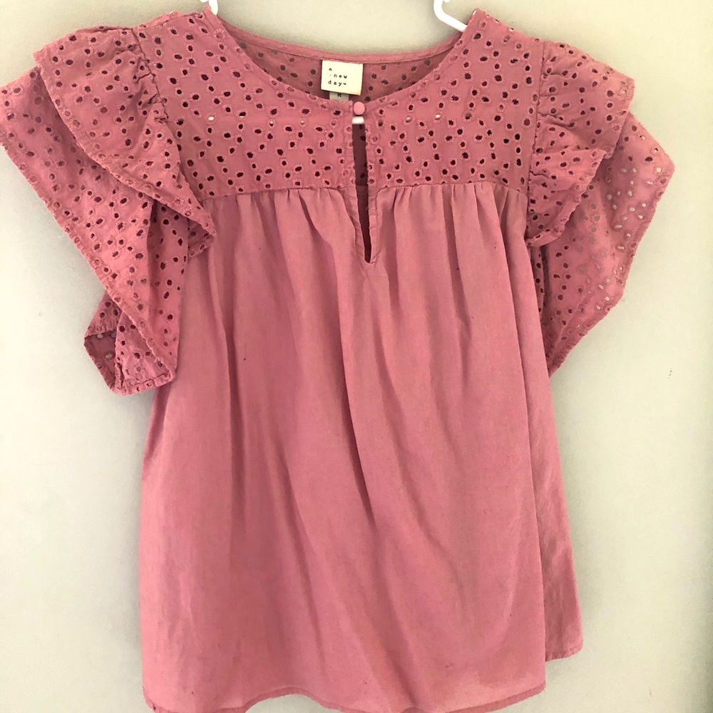 Never Worn - a new day - Size M
